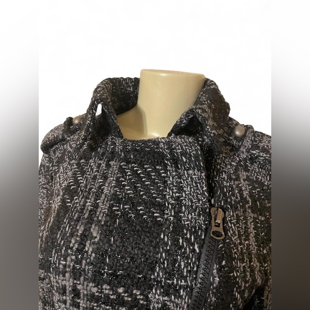 Jacket - Picture 2 of 8